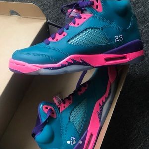 JORDAN 5 RETRO